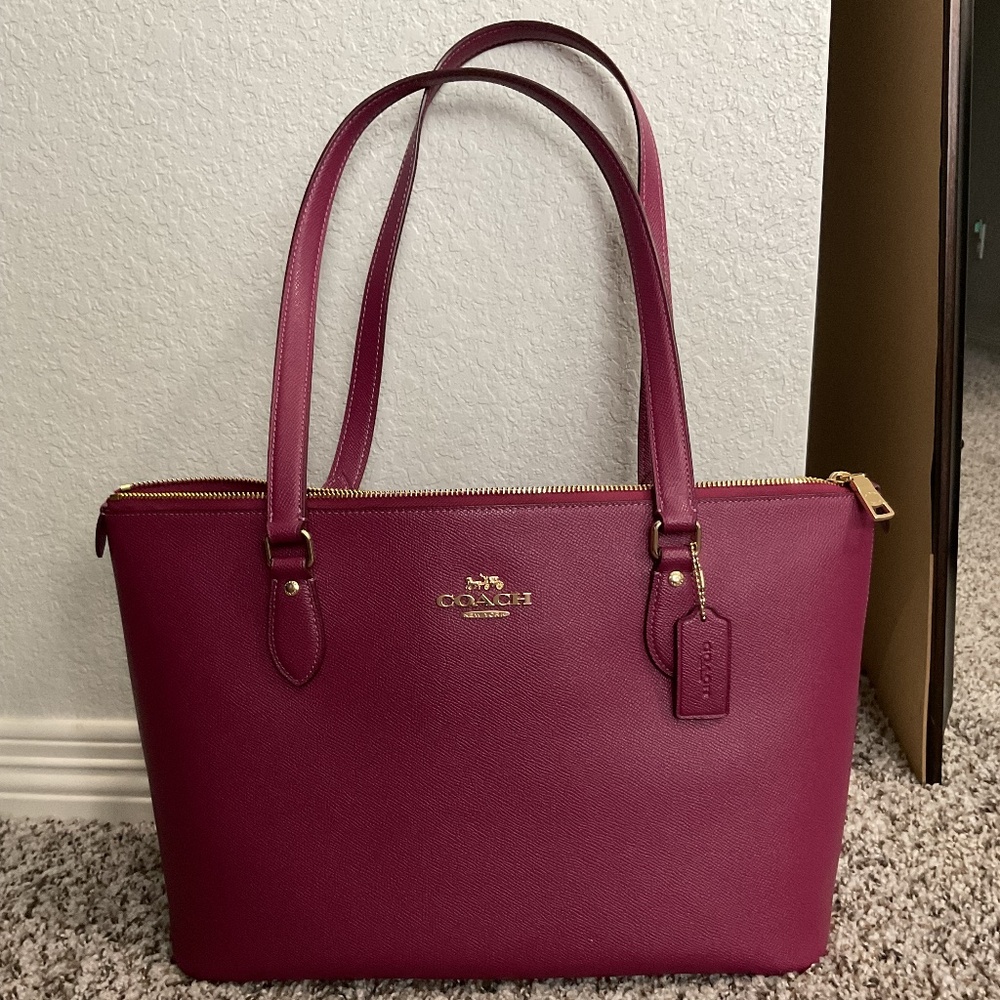 Coach purse and/or wallet
